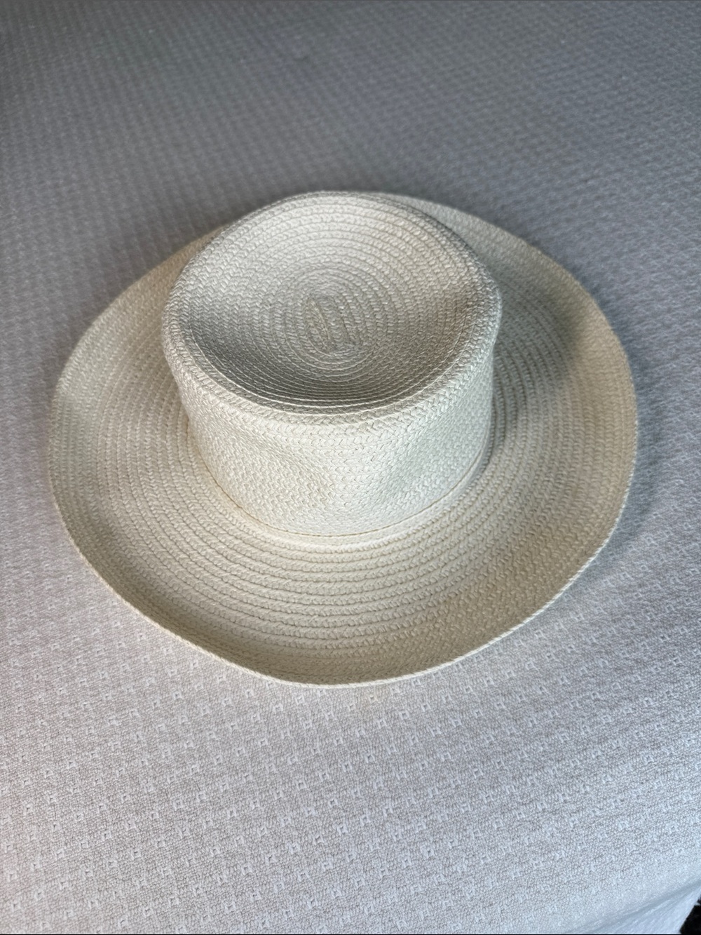 Betmar New York white woven sun hat with 3.5” brim